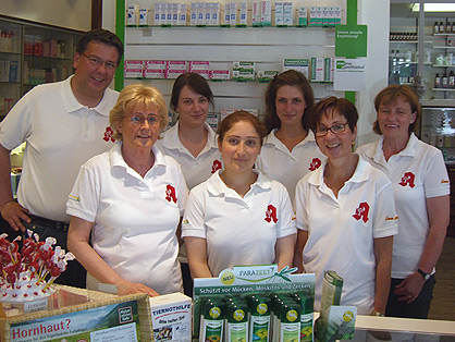 Das Team der Tannen-Apotheke Das Team der Tannen-Apotheke